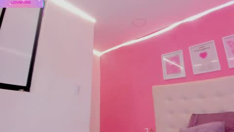 macarena_05_ online show from March 31, 2026, 2:02 am