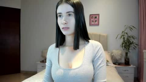 Snapshot of macarena_vallejo_ chatting on February 1, 2026, 2:54 am Macarena online show from February 1, 2026, 2:54 am