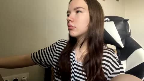 Mila online show from May 17, 2026, 9:17 am