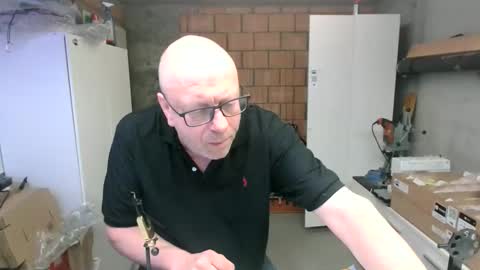 Snapshot of machinegun3dx chatting on April 22, 2026, 8:32 pm Andy online show from April 22, 2026, 8:32 pm