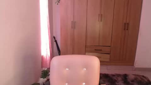 machissex online show from February 3, 2025, 7:00 pm