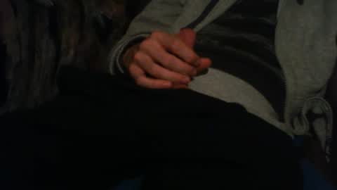 macho9385 online show from November 11, 2025, 6:52 pm