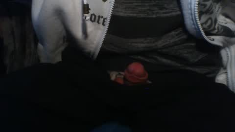 Snapshot of macho9385 chatting on November 30, 2025, 2:32 pm macho9385 online show from November 30, 2025, 2:32 pm