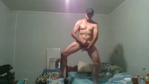 Snapshot of machoalex chatting on December 28, 2024, 11:09 am MACHOLIVRE online show from December 28, 2024, 11:09 am