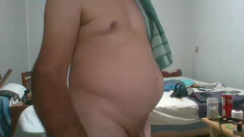 Snapshot of machoalex chatting on February 1, 2025, 3:18 pm MACHOLIVRE online show from February 1, 2025, 3:18 pm