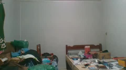 Snapshot of machoalex chatting on February 23, 2025, 12:27 pm MACHOLIVRE online show from February 23, 2025, 12:27 pm
