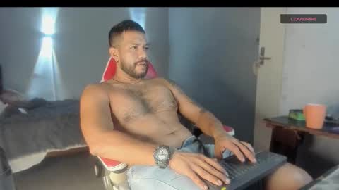 Snapshot of machohandsome chatting on December 18, 2025, 8:31 am Javier papichulo master how do you want online show from December 18, 2025, 8:31 am