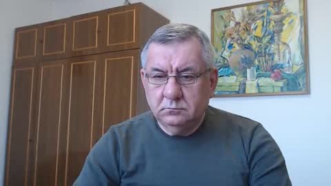 Macho online show from March 18, 2026, 7:44 am