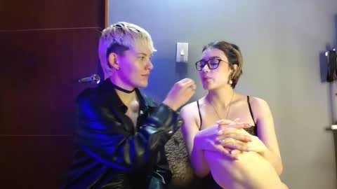 Noah Askew online show from October 19, 2025, 12:00 am