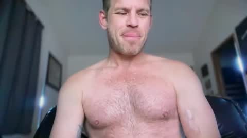 MackinCaliAllDay online show from September 21, 2025, 11:56 am