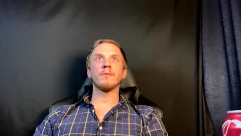 Snapshot of macsheridan chatting on September 19, 2025, 12:02 am Mac online show from September 19, 2025, 12:02 am