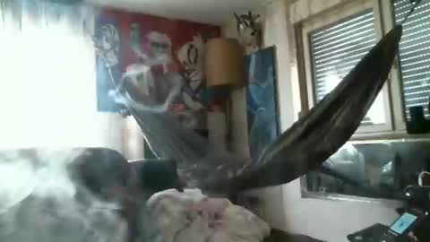 Snapshot of mad_dem0n chatting on February 4, 2025, 1:06 pm Manuel online show from February 4, 2025, 1:06 pm