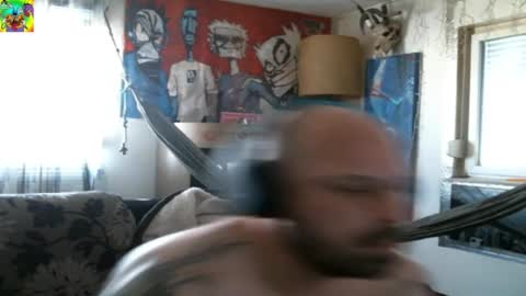 Snapshot of mad_dem0n chatting on March 6, 2025, 11:14 am Manuel online show from March 6, 2025, 11:14 am