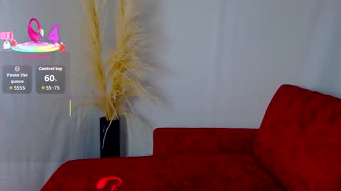 Dalila online show from December 22, 2025, 1:19 pm