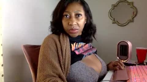 madam_glam online show from March 16, 2026, 4:44 pm