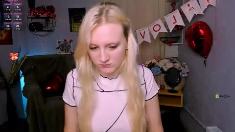 Snapshot of madam_ulis chatting on February 16, 2026, 10:44 am Ulis online show from February 16, 2026, 10:44 am