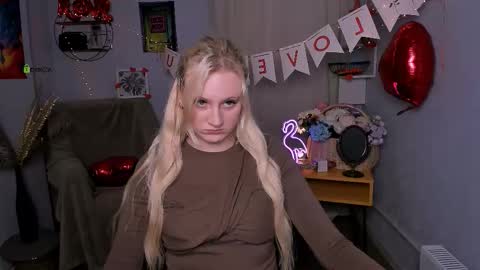 Snapshot of madam_ulis chatting on February 17, 2026, 1:40 pm Ulis online show from February 17, 2026, 1:40 pm