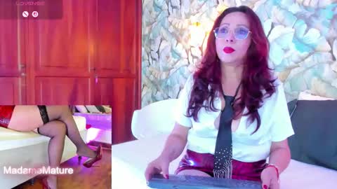 Snapshot of madame_angelic_1 chatting on November 27, 2025, 4:03 am Madam Angelic online show from November 27, 2025, 4:03 am