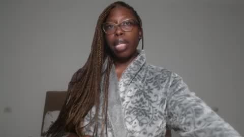 YourMadamIndigo online show from January 5, 2025, 3:11 am