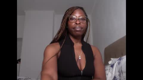 YourMadamIndigo online show from February 16, 2025, 10:43 pm