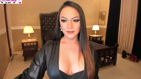 Alison Kloss online show from December 3, 2025, 10:52 pm