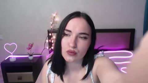 Snapshot of madamsofiav chatting on April 27, 2026, 5:33 pm MadamSofia online show from April 27, 2026, 5:33 pm