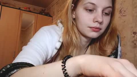 Snapshot of maddiecager chatting on March 2, 2026, 5:08 am Emma online show from March 2, 2026, 5:08 am