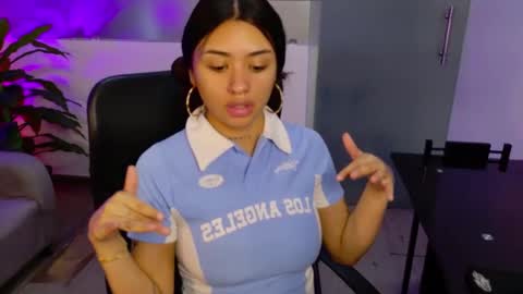 maddiee_jackson online show from October 12, 2025, 2:10 am