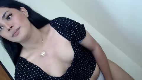 Snapshot of maddiejackson chatting on October 10, 2025, 4:22 am Im ZY DONT FORGET TO FOLLOW ME - online show from October 10, 2025, 4:22 am