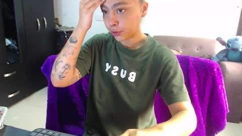 Snapshot of maddiie_and_clyde chatting on February 13, 2026, 1:07 pm maddiie and clyde online show from February 13, 2026, 1:07 pm