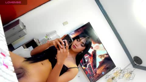 Snapshot of maddison_jade chatting on January 24, 2025, 5:21 pm maddison_jade online show from January 24, 2025, 5:21 pm