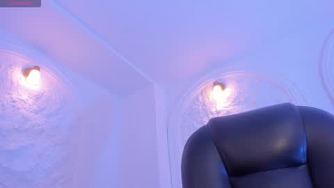 Maddison online show from December 5, 2025, 4:21 am