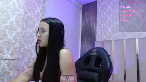 maddisson_tay online show from April 23, 2026, 11:42 am