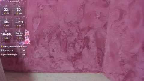 Maddy Please help me with your thumbs up its important online show from December 29, 2024, 11:29 pm