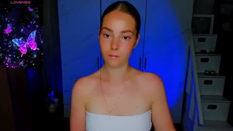 maddy_gate online show from July 1, 2026, 9:22 am
