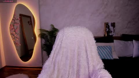 maddyfever online show from July 4, 2026, 5:02 am