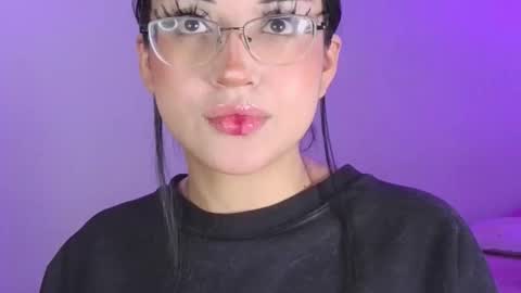 Snapshot of maddyghost chatting on December 2, 2025, 10:05 pm Please followme and rate me your thumbs up online show from December 2, 2025, 10:05 pm