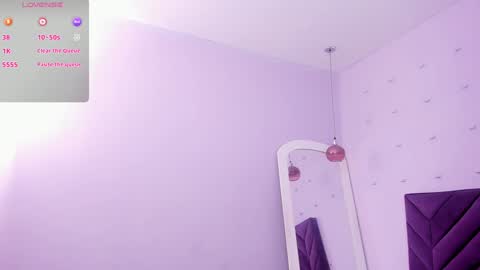 Snapshot of maddyjohnsonn chatting on February 2, 2025, 3:32 am maddyjohnsonn online show from February 2, 2025, 3:32 am