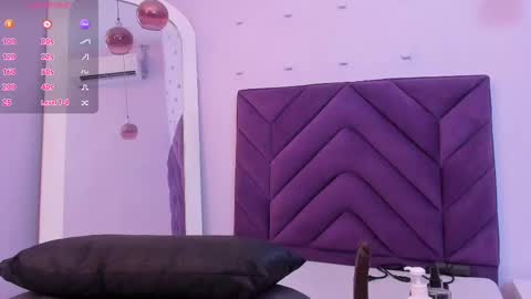 Snapshot of maddyjohnsonn chatting on February 18, 2025, 3:42 am maddyjohnsonn online show from February 18, 2025, 3:42 am