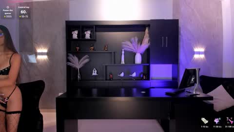 Maddy Owens online show from November 22, 2025, 11:42 am