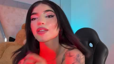  BELLA  online show from May 27, 2026, 1:57 am