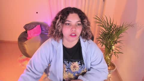 madelaine_taylor online show from January 24, 2025, 2:39 am