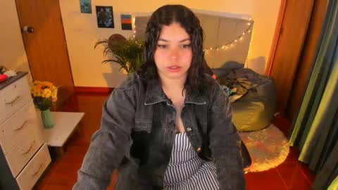 madelaine_taylor online show from September 10, 2025, 11:21 am