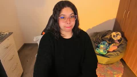 madelaine_taylor online show from September 27, 2025, 11:26 am