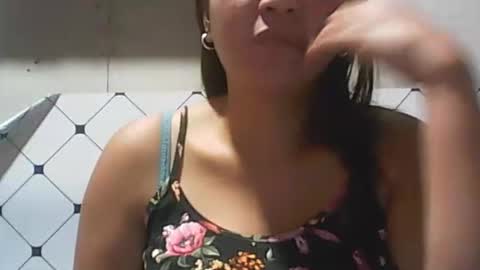 madeline263 online show from October 27, 2025, 9:08 pm