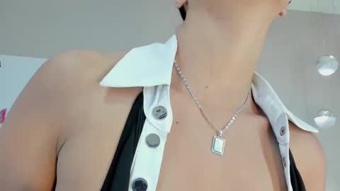 Snapshot of madeline_jhones chatting on March 25, 2026, 3:29 pm Madeline online show from March 25, 2026, 3:29 pm