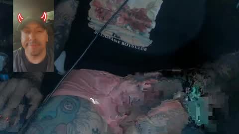 Snapshot of madeyoulook818 chatting on February 28, 2025, 12:42 pm madeyoulook818 online show from February 28, 2025, 12:42 pm