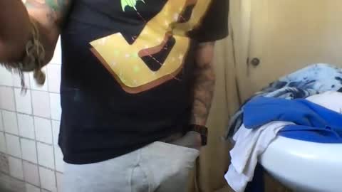 Snapshot of madeyoulook818 chatting on February 2, 2026, 8:40 pm madeyoulook818 online show from February 2, 2026, 8:40 pm