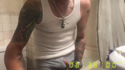 Snapshot of madeyoulook818 chatting on March 2, 2026, 2:36 am madeyoulook818 online show from March 2, 2026, 2:36 am