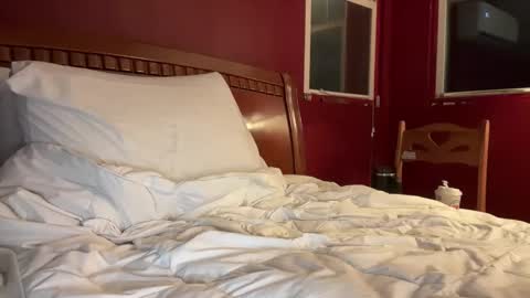 Snapshot of madibaby999 chatting on November 19, 2025, 1:16 am madibaby999 online show from November 19, 2025, 1:16 am